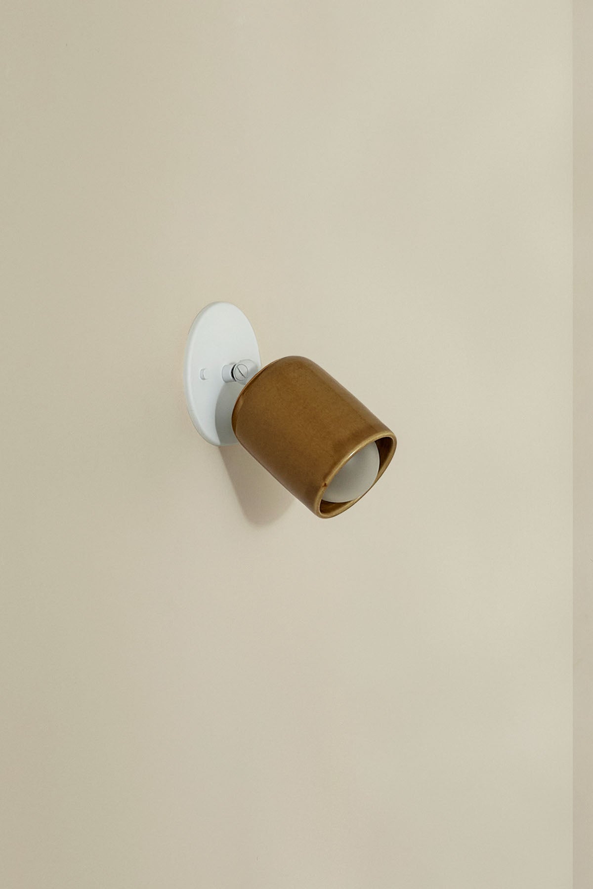 Terra 1 Short Surface Sconce - Marz DesignsMarz Designs