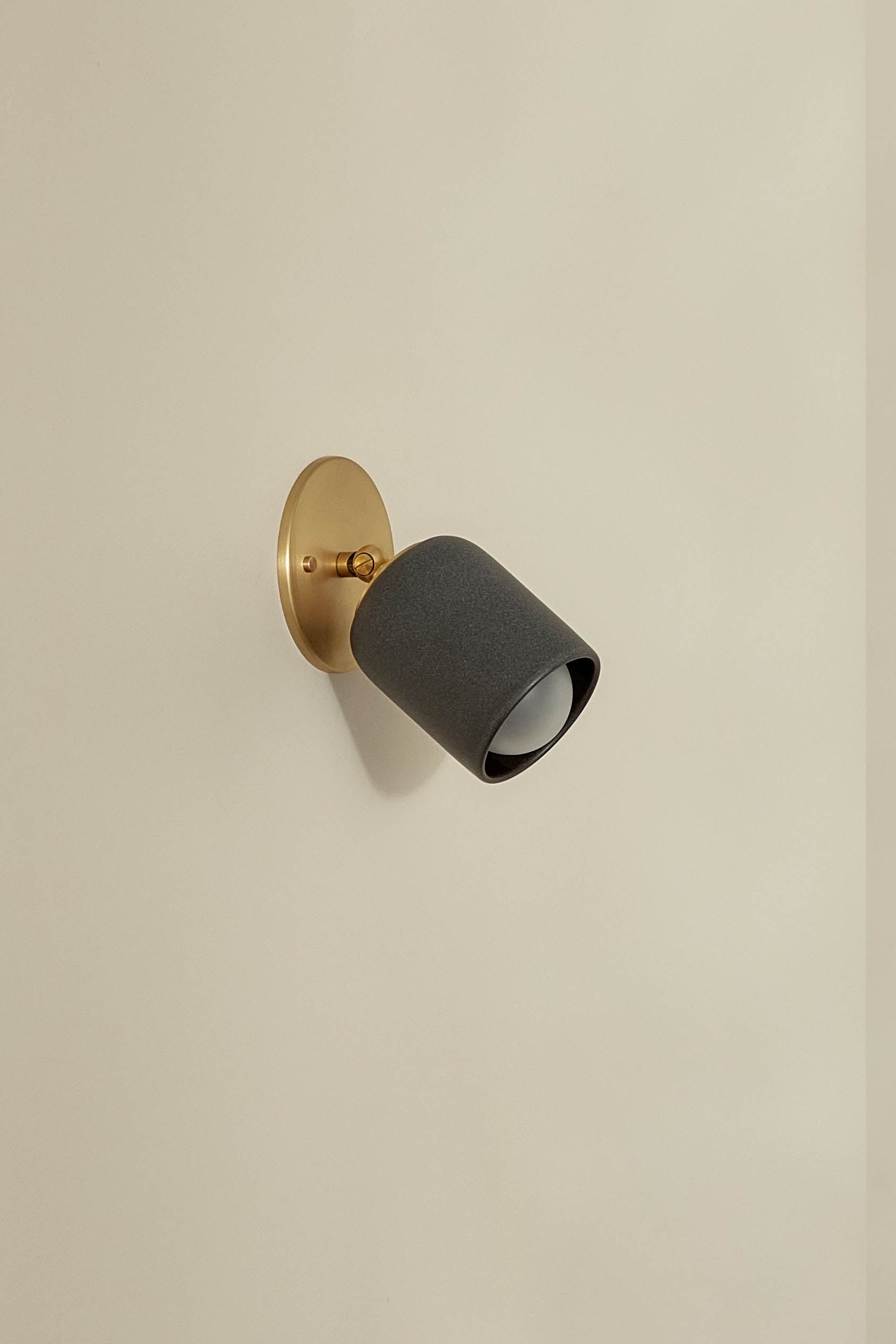 Terra 1 Short Surface Sconce - Marz Designs - Marz Designs - Terra 1 Short Surface Sconce
