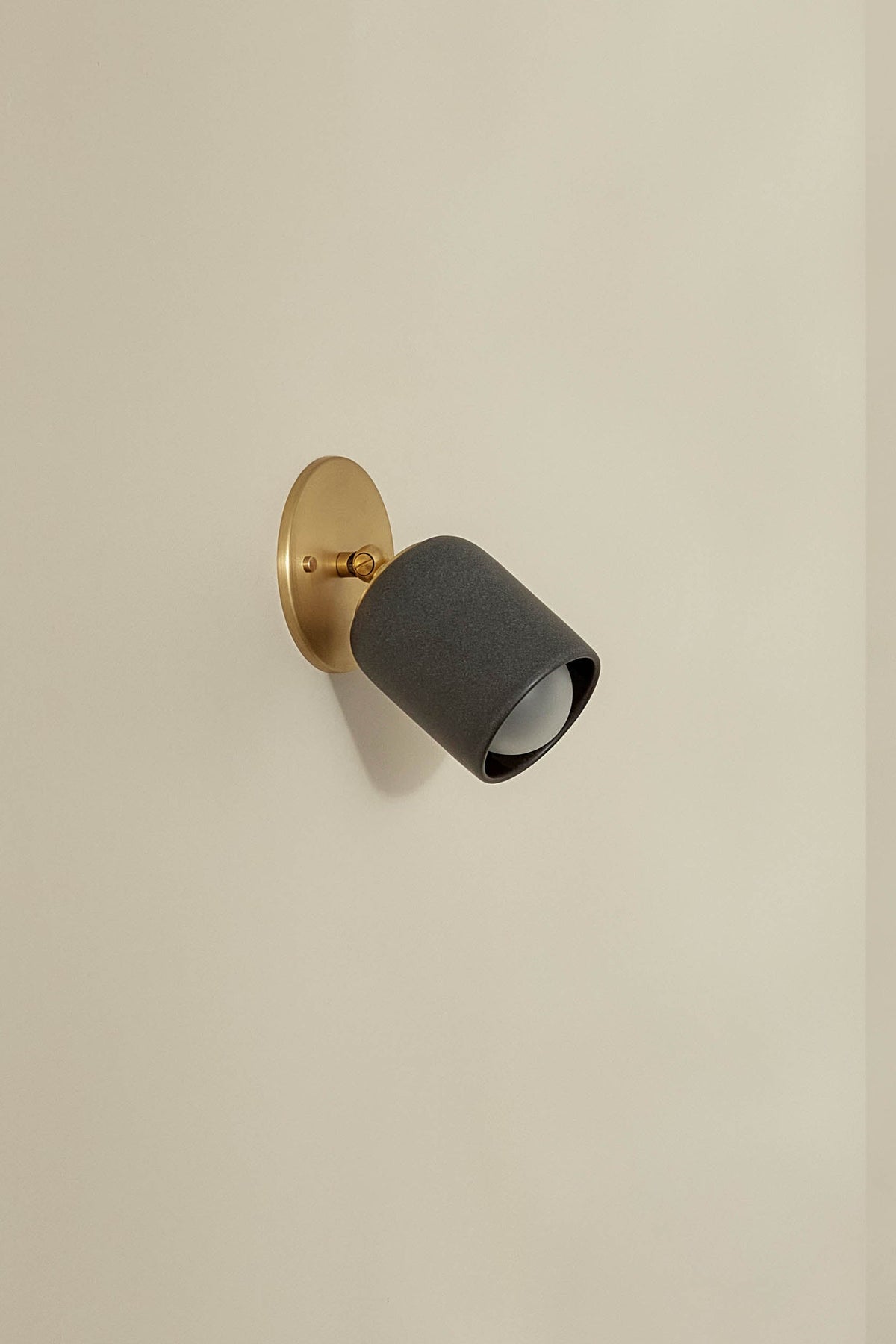 Terra 1 Short Surface Sconce - Marz Designs - Marz Designs - Terra 1 Short Surface Sconce