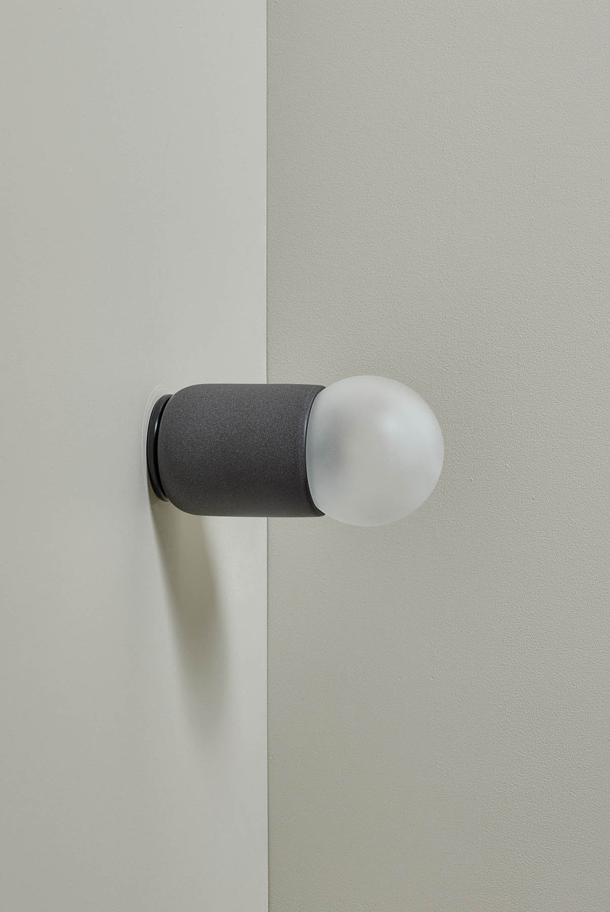 Terra 1 Surface Sconce, Flush Mount - Marz DesignsMarz Designs