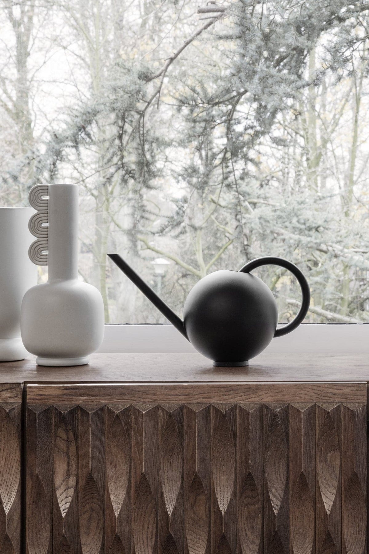 Ferm - Orb Watering Can - Black - Marz Designs - Ferm Living -
