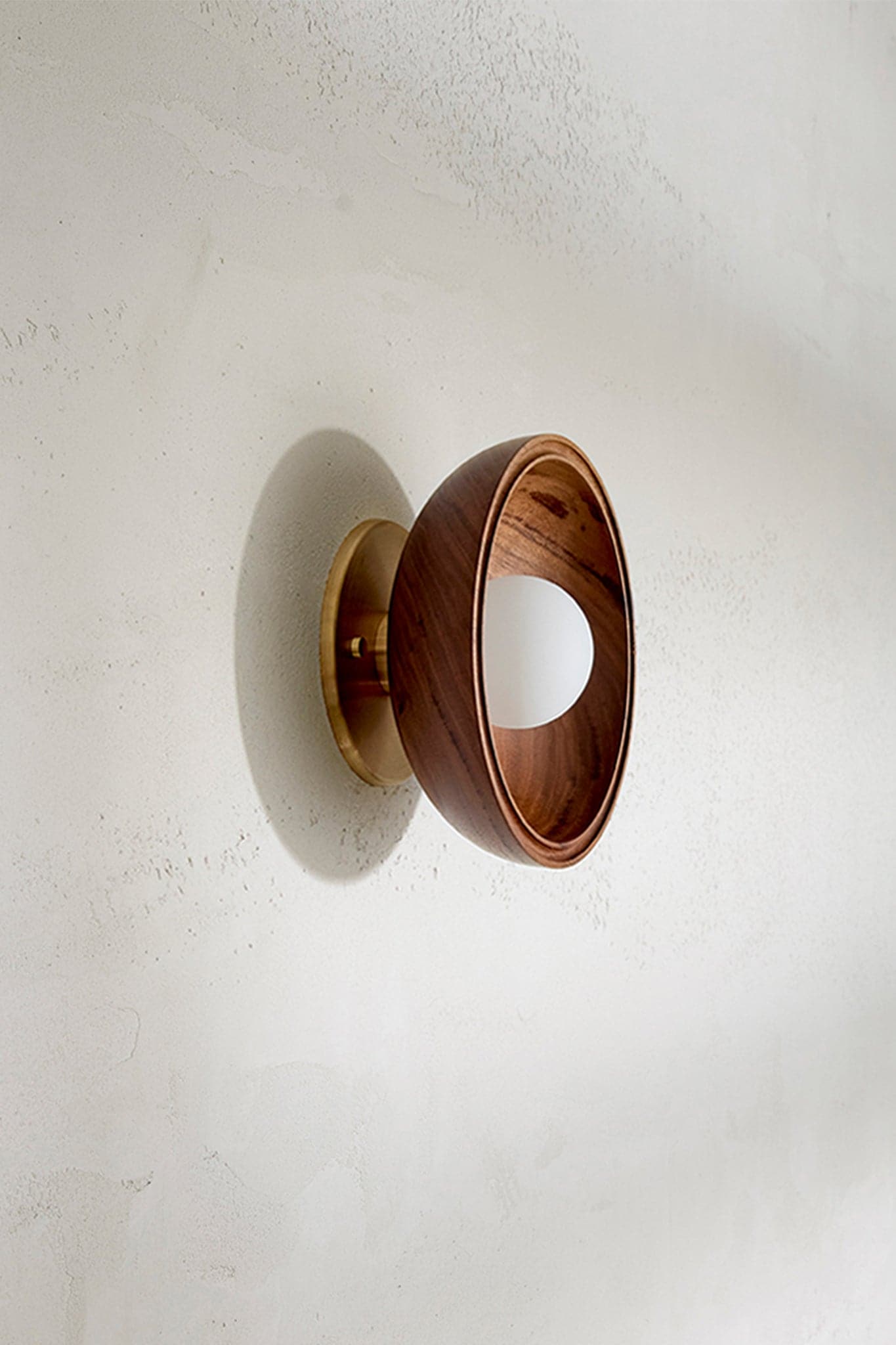 Marz Designs - Selene Surface Sconce Small in Brass/Walnut