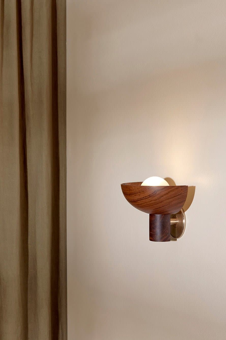 Marz Designs - Selene Uplight Small in Brass/Walnut